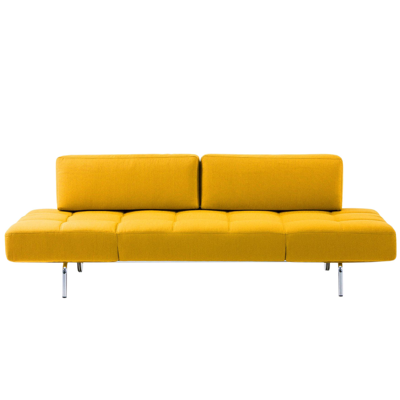 brühl jerry Bettsofa  Ein gelbes Sofa mit chrom glänzendem Untergestell. Die Sitzfläche ist abgesteppt. Die Rückenlehne besteht aus zwei rechteckigen Kissen und ist kürzer als die Sitzfläche.