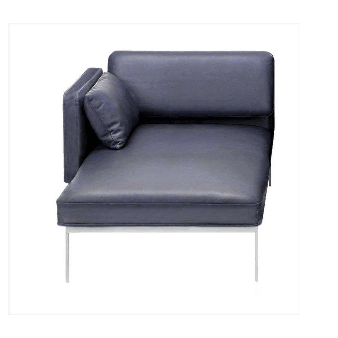 Longchair brühl roro medium spring 73924 Der Longchair der Serie roro medium spring mit verschiebbarer Armlehne links in schwarzem Leder.