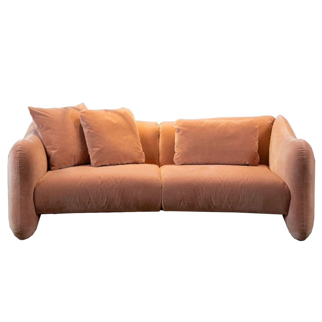 brühl bongo bay Sofa Hellbraunes Sofa mit drei Kissen.