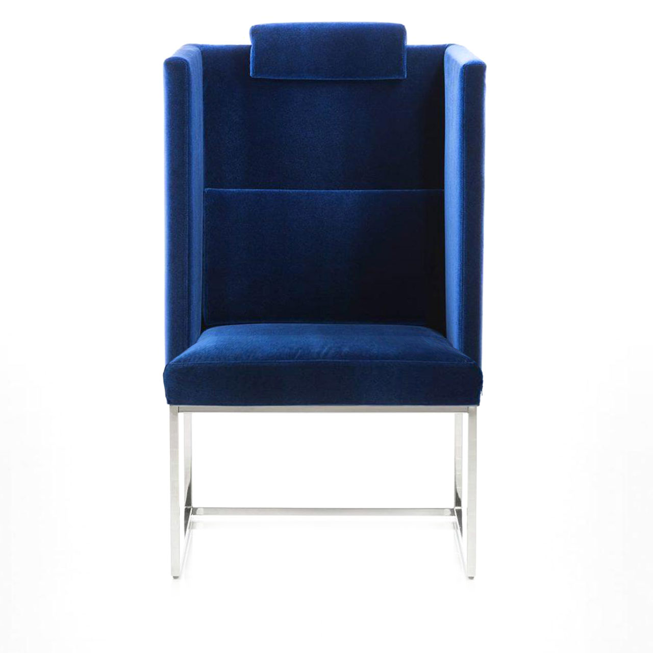 brühl belami high Sessel Blauer Sessel mit hohen, geschlossenen Seiten und hohem Rücken.